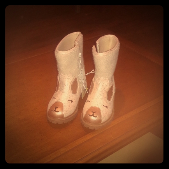 Girls boots - Picture 1 of 5